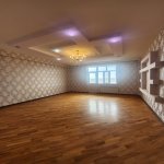 Продажа 3 комнатная Новостройка, 18-й микрорайон район 2