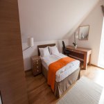 Посуточно 4 комнатная Дома/Виллы Гусар 3