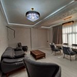 Kirayə (aylıq) 3 otaqlı Yeni Tikili Balakən 4