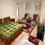 Kirayə (aylıq) 2 otaqlı Həyət evi/villa Quba 4
