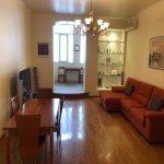 Kirayə (aylıq) 4 otaqlı Köhnə Tikili, Sahil metrosu, Səbail rayonu 2