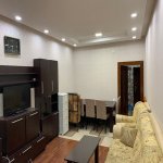 Kirayə (aylıq) 2 otaqlı Yeni Tikili, Memar Əcəmi metrosu, 9-cu mikrorayon, Binəqədi rayonu 1