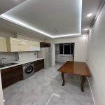 Kirayə (aylıq) 2 otaqlı Köhnə Tikili, İnşaatçılar metrosu, Yeni Yasamal qəs., Yasamal rayonu 5