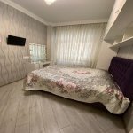 Продажа 2 комнатная Новостройка, İnşaatçılar метро, пос. Йени Ясамал, Ясамал район 13