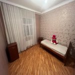 Kirayə (aylıq) 4 otaqlı Köhnə Tikili Xırdalan 43