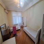 Kirayə (aylıq) 4 otaqlı Yeni Tikili, Gənclik metrosu, Odlar Yurdu Universiteti, Nərimanov rayonu 17