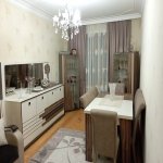 Kirayə (aylıq) 3 otaqlı Köhnə Tikili, Xalqlar dostluğu metrosu, 8-ci kilometr, Nizami rayonu 1