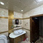 Продажа 3 комнат Вторичка, м. Автовокзал метро, 9-ый микрорайон, Бинагадинский р-н район 14