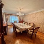 Satılır 4 otaqlı Köhnə Tikili, Memar Əcəmi metrosu, 3-cü mikrorayon, Nəsimi rayonu 3