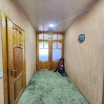Продажа 3 комнатная Вторичка, 12-й микрорайон район 17