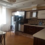 Kirayə (aylıq) 3 otaqlı Yeni Tikili, Memar Əcəmi metrosu, 4-cü mikrorayon, Nəsimi rayonu 4