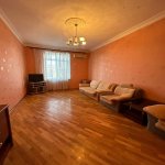 Kirayə (aylıq) 3 otaqlı Köhnə Tikili, Sahil metrosu, Nəsimi rayonu 1