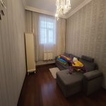 Satılır 9 otaqlı Həyət evi/villa, Badamdar qəs., Səbail rayonu 8