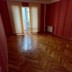 Kirayə (aylıq) 3 otaqlı Köhnə Tikili, Azadlıq metrosu, 8-ci mikrorayon, Binəqədi rayonu 1