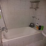 Kirayə (aylıq) 3 otaqlı Həyət evi/villa, Memar Əcəmi metrosu, Xutor qəsəbəsi, Binəqədi rayonu 16