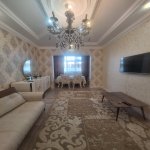 Продажа 3 комнатная Вторичка, 10-й микрорайон район 2
