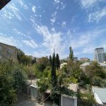 Satılır 4 otaqlı Köhnə Tikili, Memar Əcəmi metrosu, 4-cü mikrorayon, Nəsimi rayonu 18
