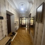 Продажа 2 комнатная Вторичка, 3 двор район 8