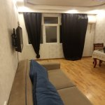 Kirayə (aylıq) 2 otaqlı Köhnə Tikili, Memar Əcəmi metrosu, 4-cü mikrorayon, Nəsimi rayonu 4