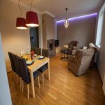 Посуточно 4 комнатная Дома/Виллы Гусар 9