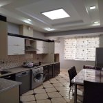 Аренда 3 комнатная Новостройка, İnşaatçılar метро, пос. Йени Ясамал, Ясамал район 9