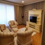 Kirayə (aylıq) 3 otaqlı Yeni Tikili, 28 May metrosu, Səbail rayonu 1