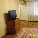 Kirayə (aylıq) 3 otaqlı Köhnə Tikili, Neftçilər metrosu, Nizami rayonu 2