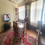 Satılır 4 otaqlı Köhnə Tikili Gəncə 1