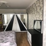 Kirayə (aylıq) 3 otaqlı Köhnə Tikili, Elmlər akademiyası metrosu, Yasamal rayonu 6