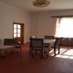 Kirayə (aylıq) 3 otaqlı Köhnə Tikili, Elmlər akademiyası metrosu, Yasamal qəs., Yasamal rayonu 1