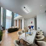 Satılır 6 otaqlı Həyət evi/villa, Badamdar qəs., Səbail rayonu 10