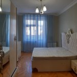 Kirayə (aylıq) 3 otaqlı Köhnə Tikili, Elmlər akademiyası metrosu, Space TV, Yasamal rayonu 7