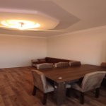 Kirayə (aylıq) 2 otaqlı Yeni Tikili Xırdalan 3