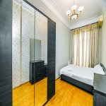 Посуточно 3 комнатная Вторичка, м. Ичяришяхяр метро, Сябаиль район 29