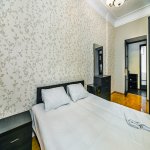 Посуточно 3 комнатная Вторичка, м. Ичяришяхяр метро, Сябаиль район 28