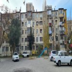 Satılır 3 otaqlı Köhnə Tikili, Neftçilər metrosu, 8-ci kilometr, Nizami rayonu 1
