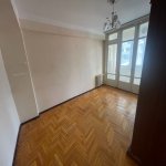 Kirayə (aylıq) 4 otaqlı Köhnə Tikili, Gənclik metrosu, Tibb Universiteti, Nəsimi rayonu 1