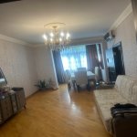 Satılır 2 otaqlı Köhnə Tikili, Azadlıq metrosu, 7-ci mikrorayon, Binəqədi rayonu 1