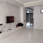 Kirayə (aylıq) 3 otaqlı Yeni Tikili, Neftçilər metrosu, 8-ci kilometr, Nizami rayonu 1