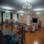 Satılır 8 otaqlı Həyət evi/villa, Badamdar qəs., Səbail rayonu 5