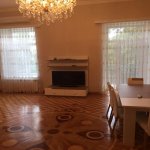 Kirayə (aylıq) 4 otaqlı Köhnə Tikili, Sahil metrosu, Səbail rayonu 14
