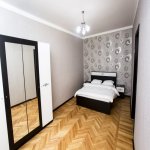 Kirayə (aylıq) 4 otaqlı Köhnə Tikili, Sahil metrosu, Səbail rayonu 6