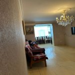 Kirayə (aylıq) 3 otaqlı Köhnə Tikili, Neftçilər metrosu, Nizami rayonu 1