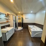 Аренда 3 комнатная Новостройка, İnşaatçılar метро, пос. Йени Ясамал, Ясамал район 4