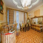 Kirayə (günlük) 5 otaqlı Köhnə Tikili, Sahil metrosu, Xəqani ticarət mərkəzi, Səbail rayonu 3