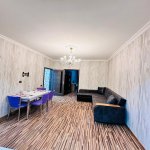 Kirayə (aylıq) 3 otaqlı Köhnə Tikili, Memar Əcəmi metrosu, 5-ci mikrorayon, Nəsimi rayonu 2