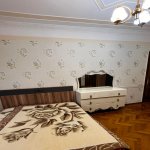 Kirayə (aylıq) 4 otaqlı Köhnə Tikili, Nəriman Nərimanov metrosu, Heydər Əliyev Mərkəzi, Nərimanov rayonu 3
