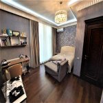 Satılır 8 otaqlı Həyət evi/villa, Badamdar qəs., Səbail rayonu 15