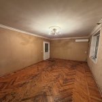 Продажа 1 комнатная Вторичка, İnşaatçılar метро, пос. Ясамал, Ясамал район 2