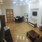 Kirayə (aylıq) 4 otaqlı Yeni Tikili, 8 Noyabr metrosu, Tibb Universiteti, Nəsimi rayonu 5